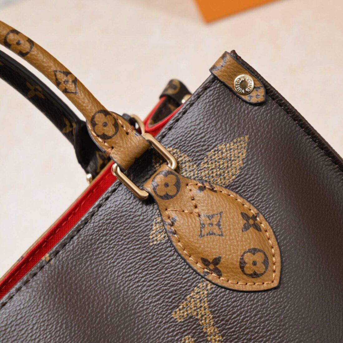 LOUIS VUITTON ONTHEGO PM BROWN 9.8 INCHES M46373 - Image 4